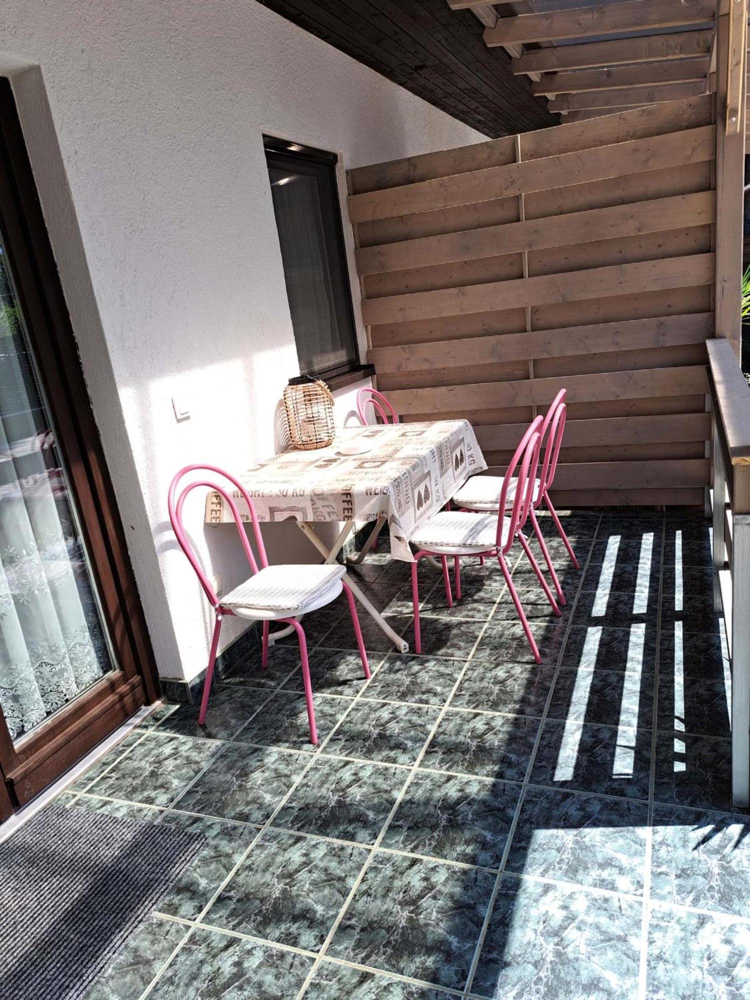 Istvan Apartmanok ケストヘイ エクステリア 写真