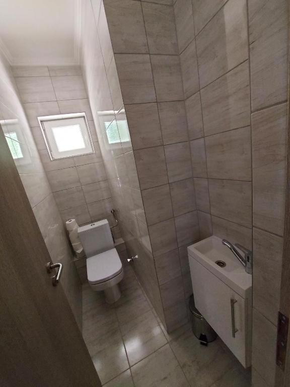 Istvan Apartmanok ケストヘイ エクステリア 写真